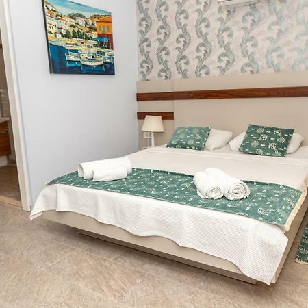 Blue Marin Hotel ビテツ エクステリア 写真
