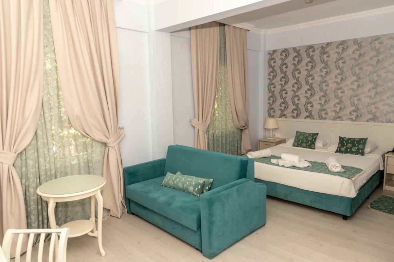 Blue Marin Hotel ビテツ エクステリア 写真